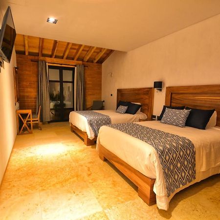 Hotel Casa Iturbe Zitácuaro Esterno foto