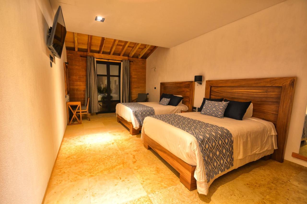 Hotel Casa Iturbe Zitácuaro Esterno foto